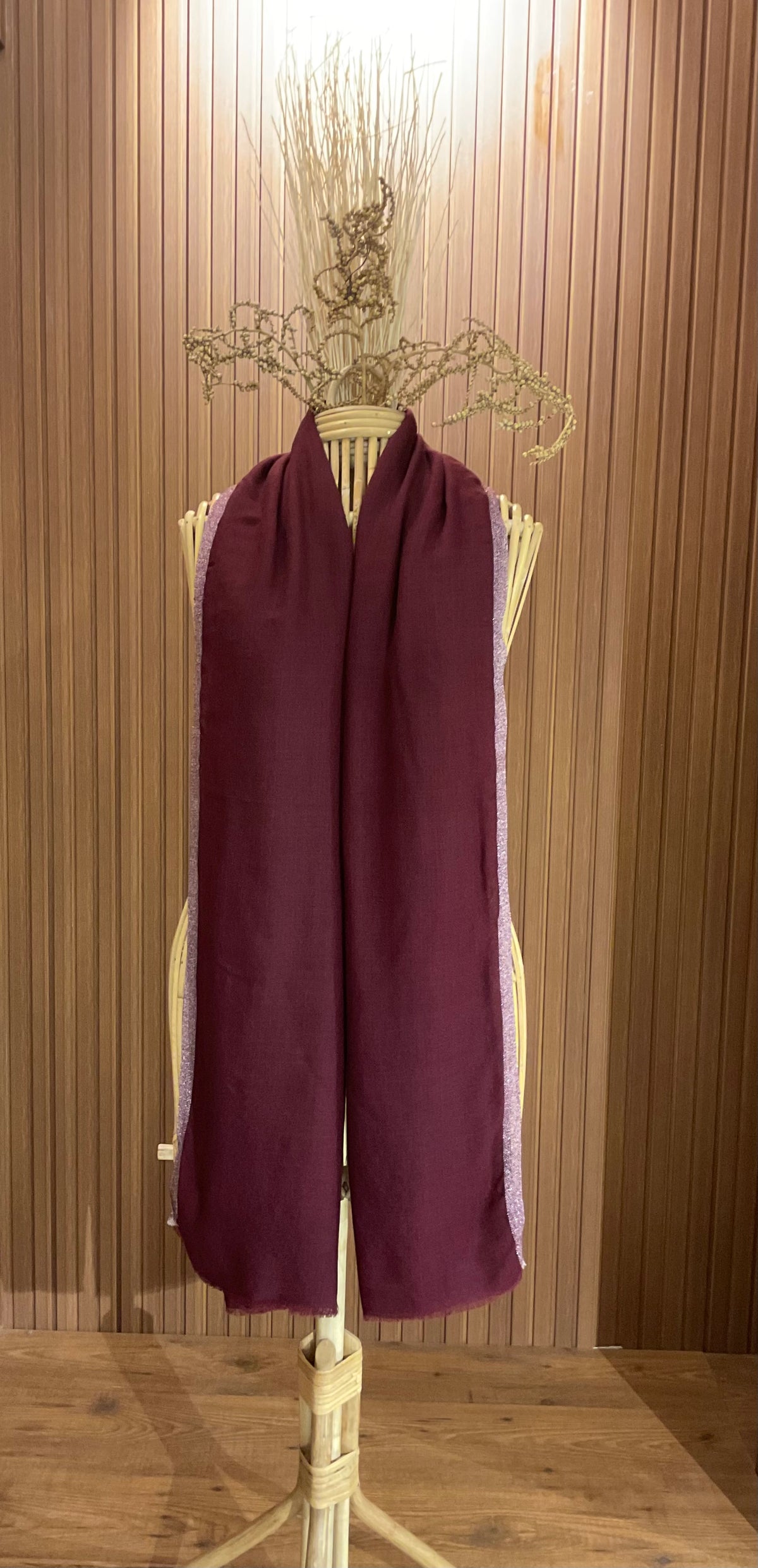 The Traditional Zardozi Hand Emberoidery Paisley Stole Set